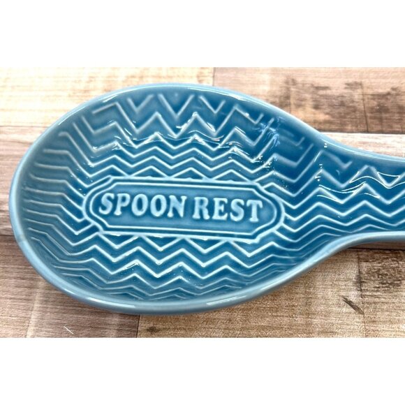 Ceramic Blue Spoon Rest With Chevron Design For Kitchen - Picture 2 of 4